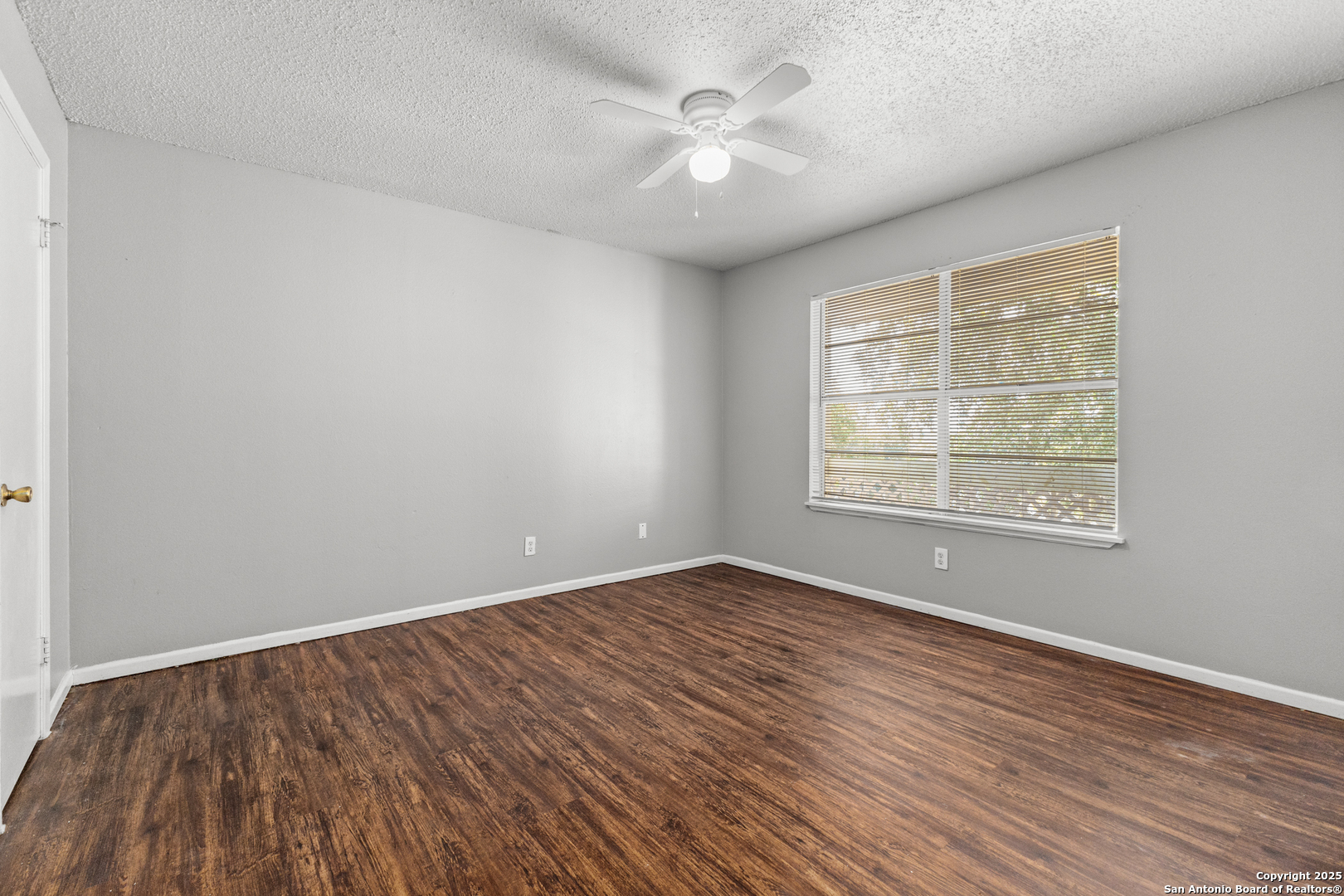5818 Shadow Glen San Antonio TX 78240