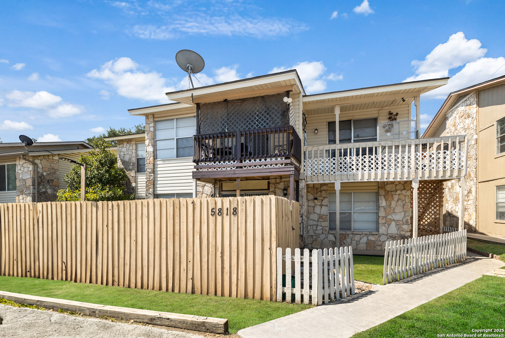 5818 Shadow Glen San Antonio TX 78240