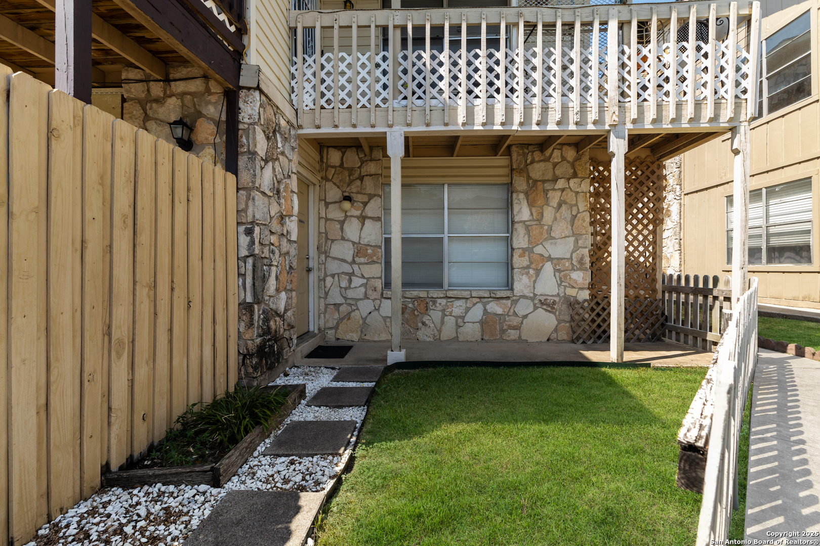 5818 Shadow Glen San Antonio TX 78240