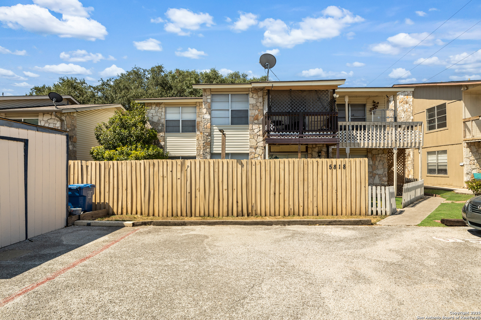 5818 Shadow Glen San Antonio TX 78240