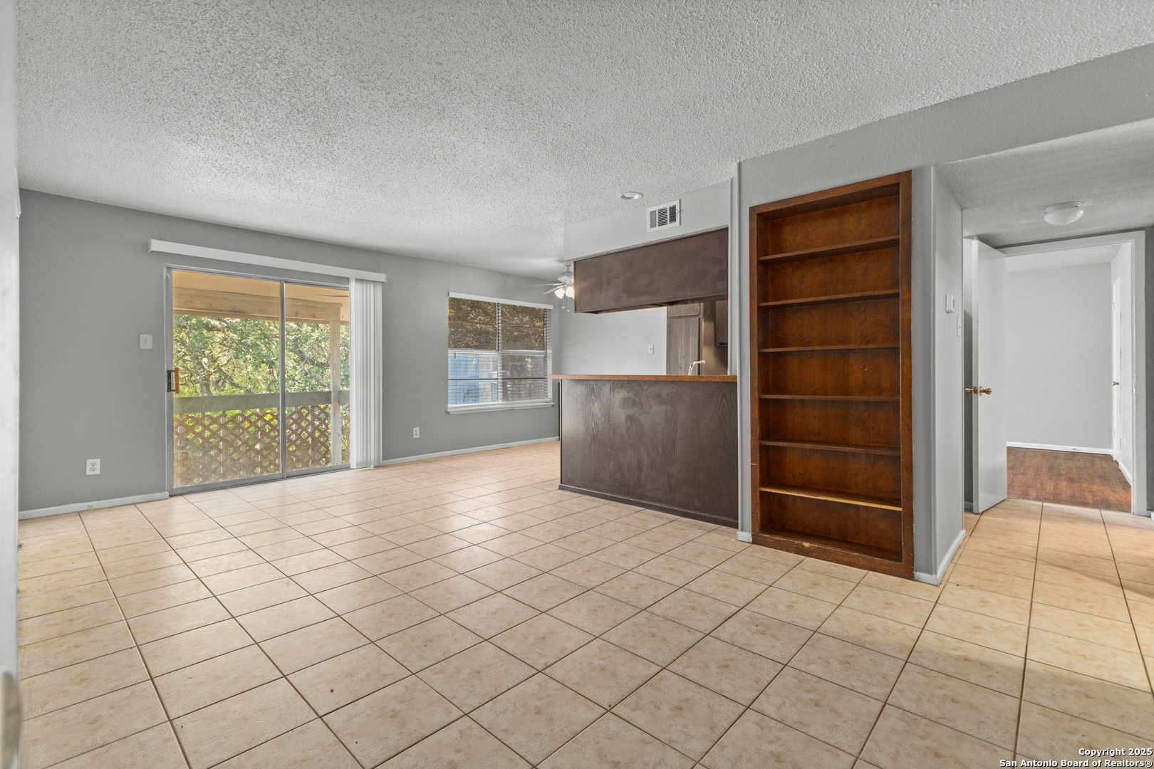 5818 Shadow Glen San Antonio TX 78240