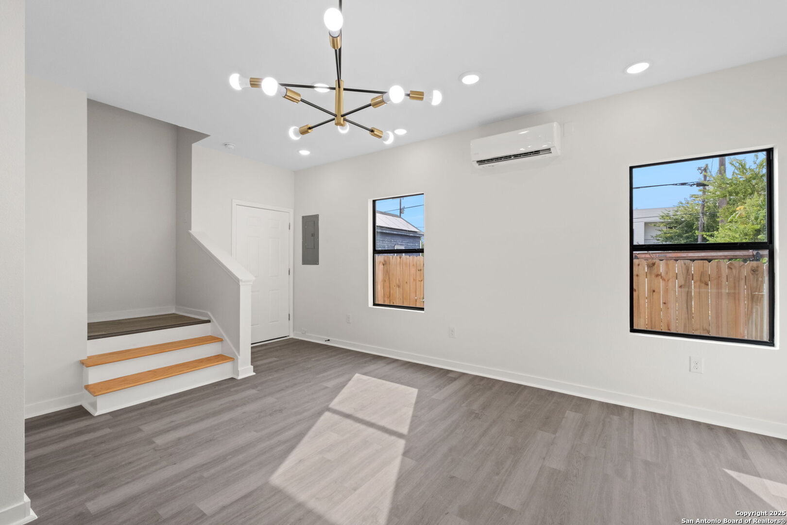 627 S Olive St, #101, 201 San Antonio TX 78203