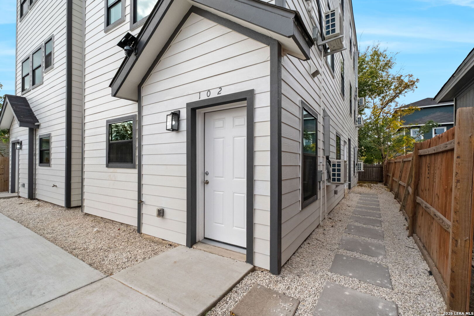 627 S Olive Street San Antonio TX 78203