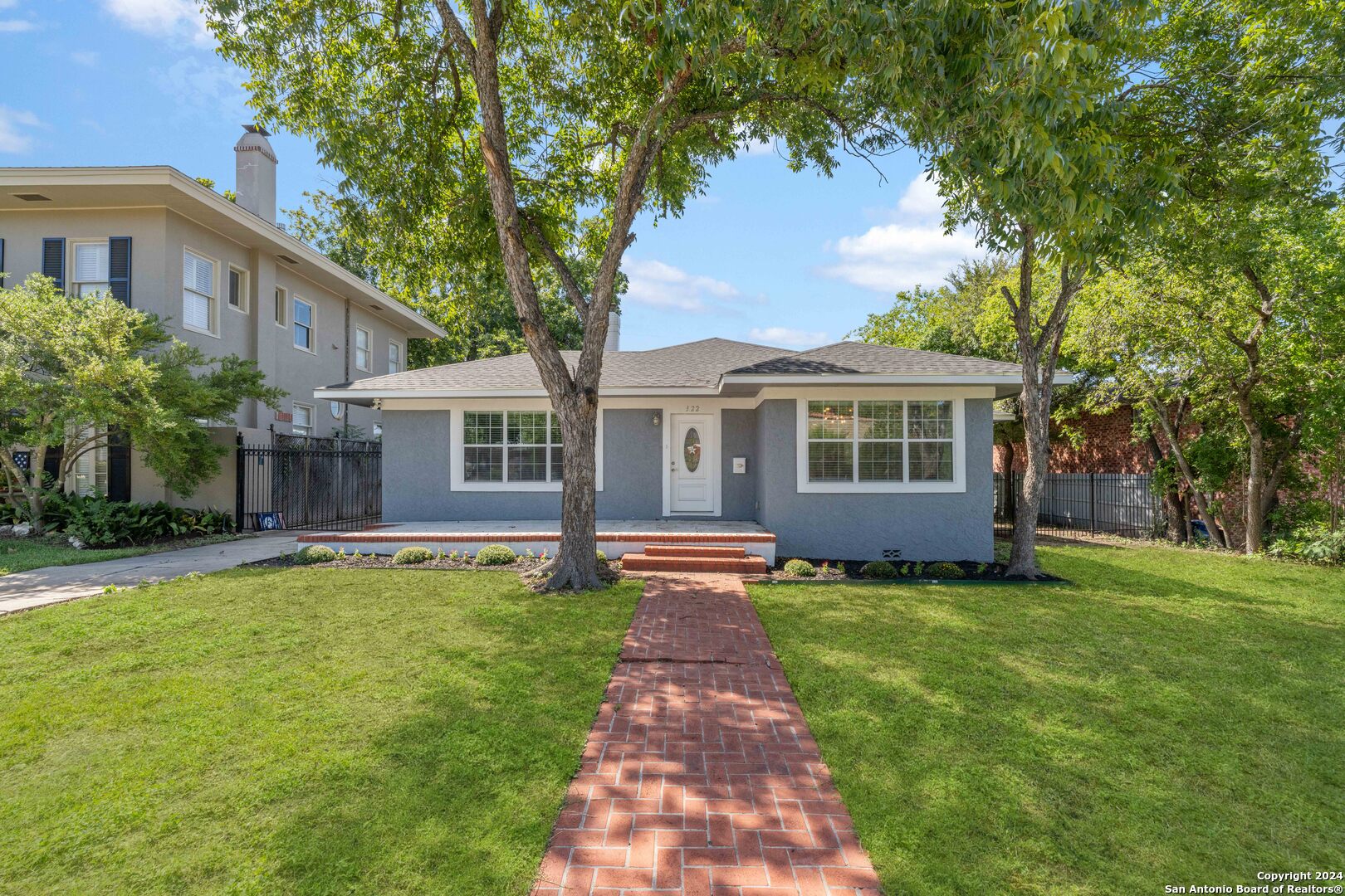 322 W Huisache Avenue San Antonio TX 78212