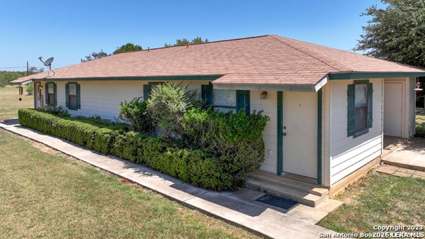 182 Joiner Drive Bandera TX 78003