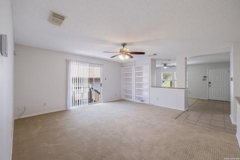 7025 Tourant San Antonio TX 78240