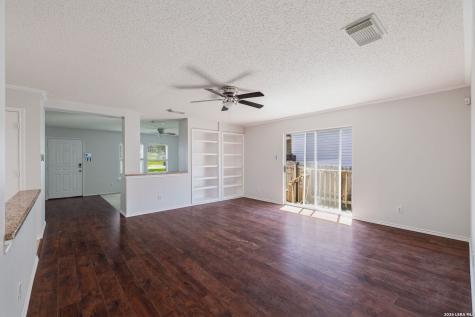 7025 Tourant San Antonio TX 78240