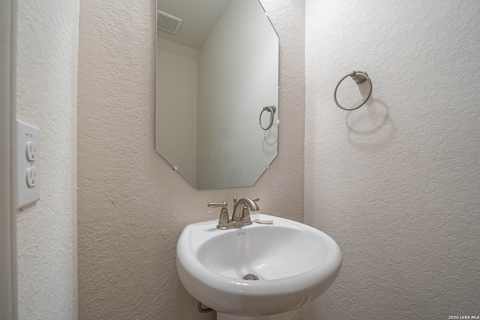 7616 Magnolia Village San Antonio TX 78252