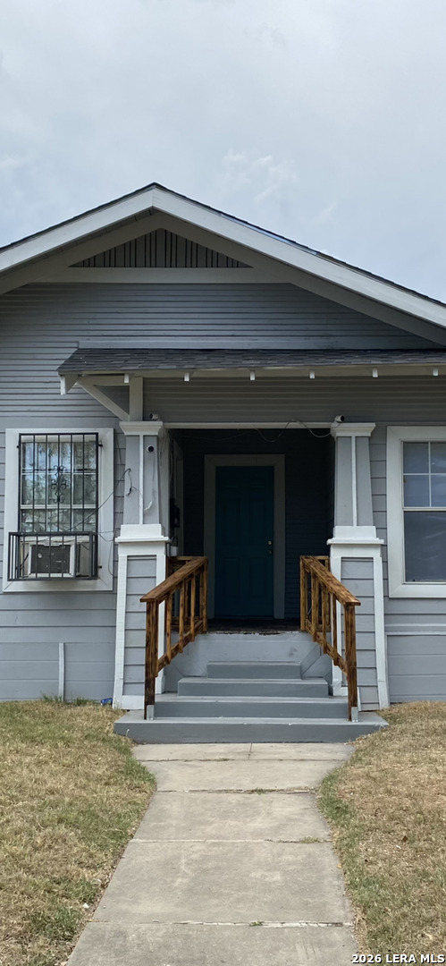 809 Kayton San Antonio TX 78210