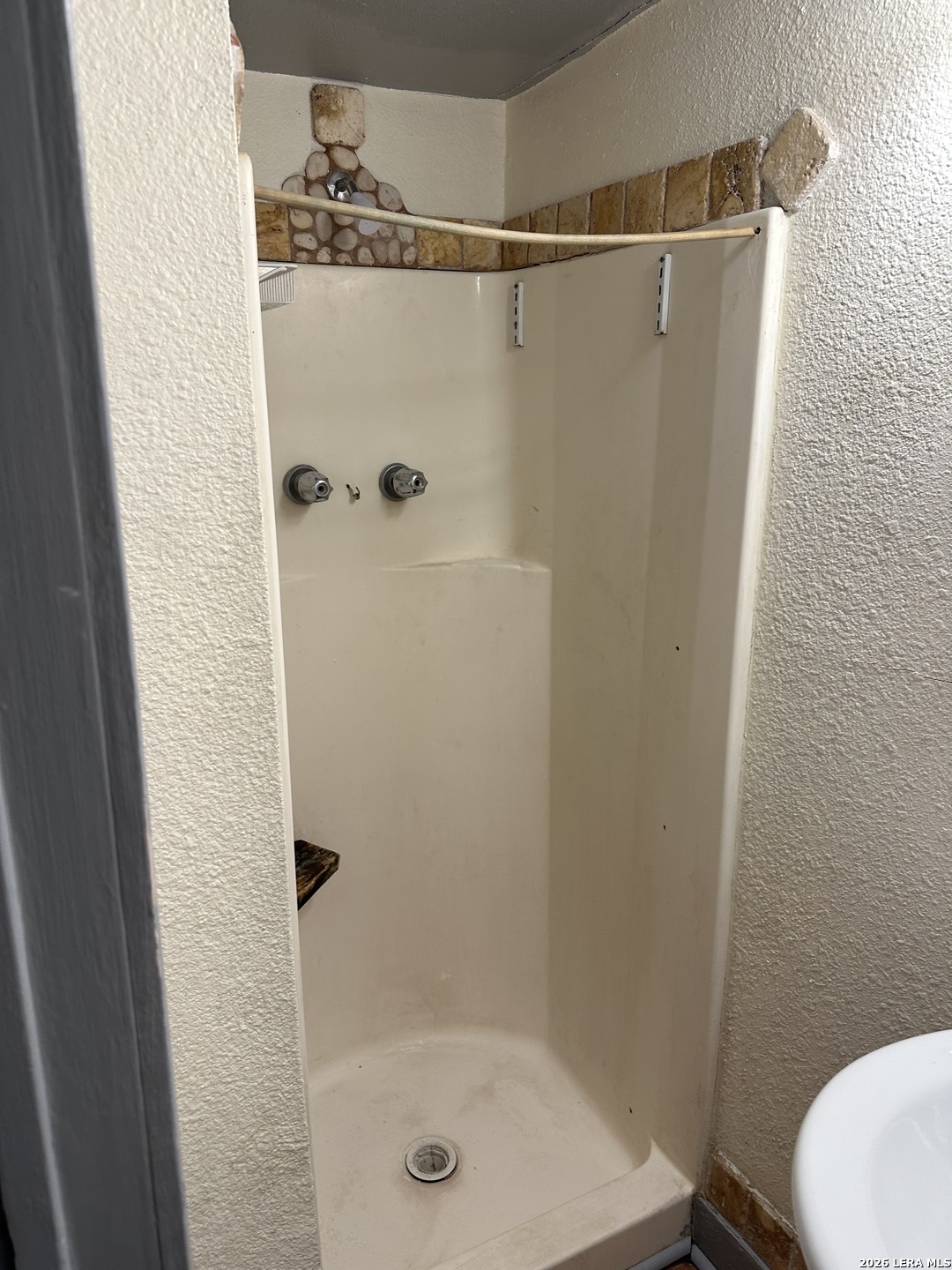 809 Kayton San Antonio TX 78210