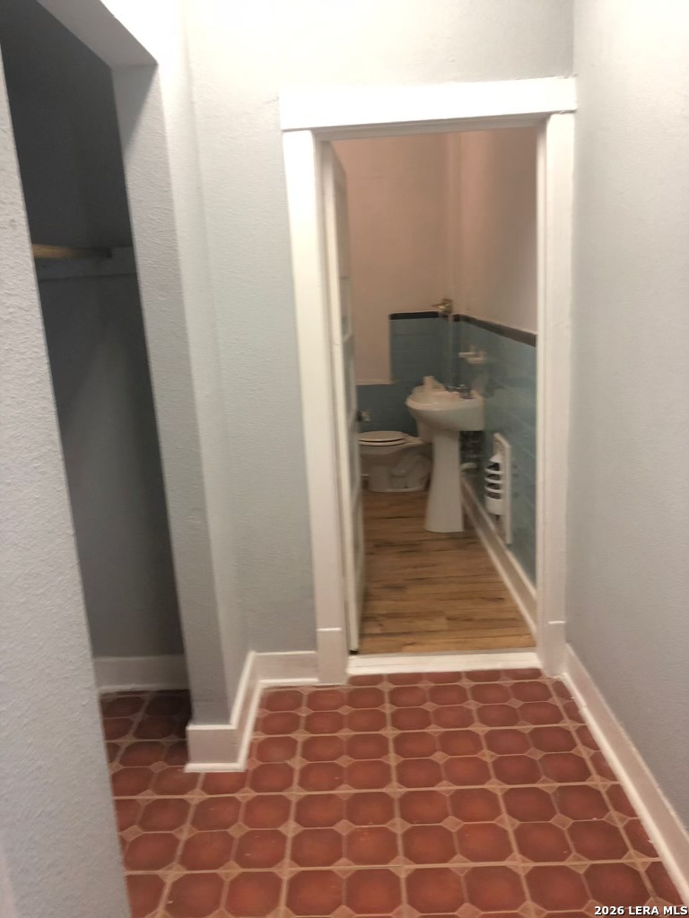 809 Kayton San Antonio TX 78210