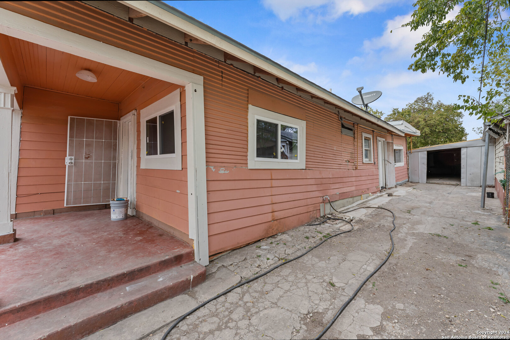 2311 El Paso Street San Antonio TX 78207