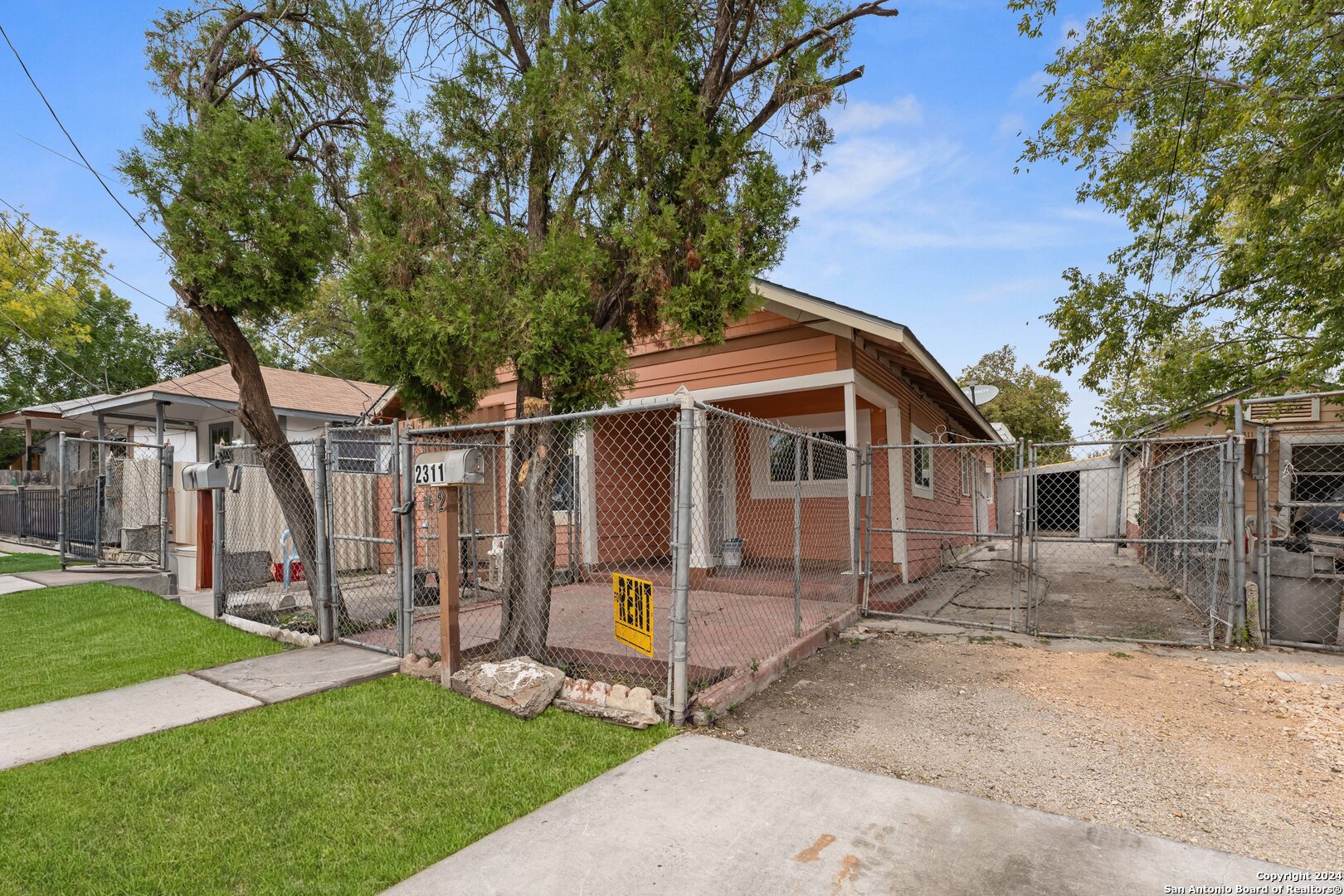 2311 El Paso Street San Antonio TX 78207
