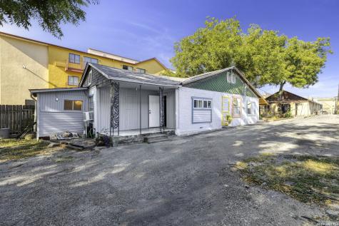 926 S Laredo San Antonio TX 78204