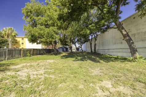 926 S Laredo San Antonio TX 78204