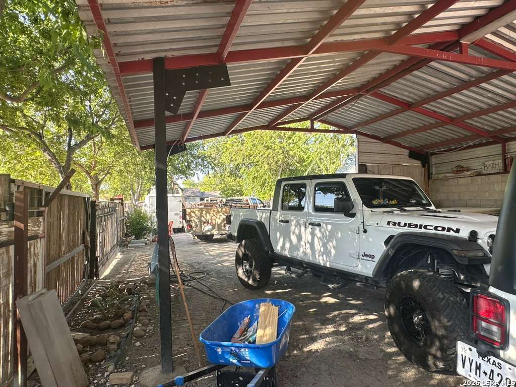 518 SW 18th Street San Antonio TX 78207