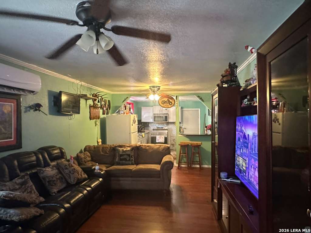 518 SW 18th Street San Antonio TX 78207