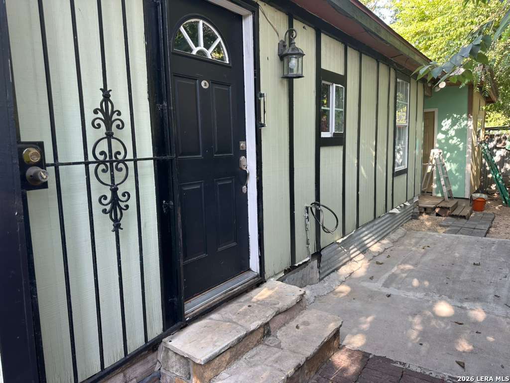 518 SW 18th Street San Antonio TX 78207