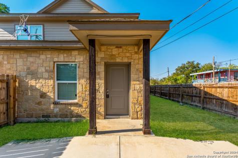401 Aubrey Street Natalia TX 78059