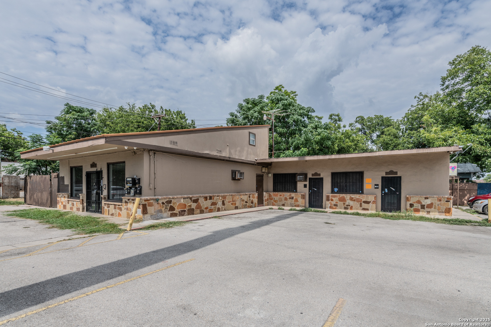1006 West Avenue San Antonio TX 78201