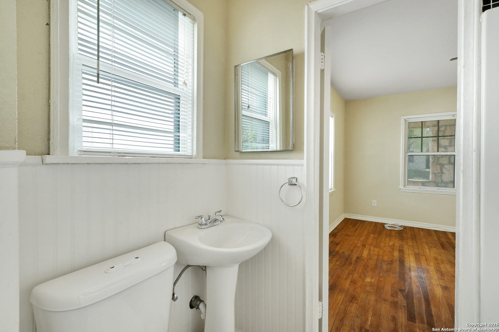 255 Natalen Avenue San Antonio TX 78209