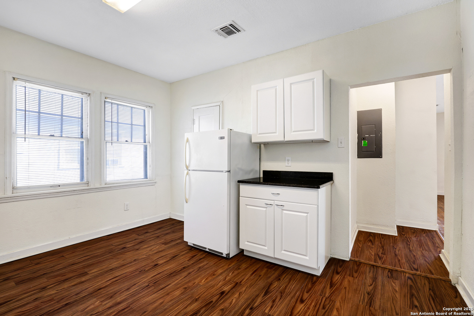 255 Natalen Avenue San Antonio TX 78209