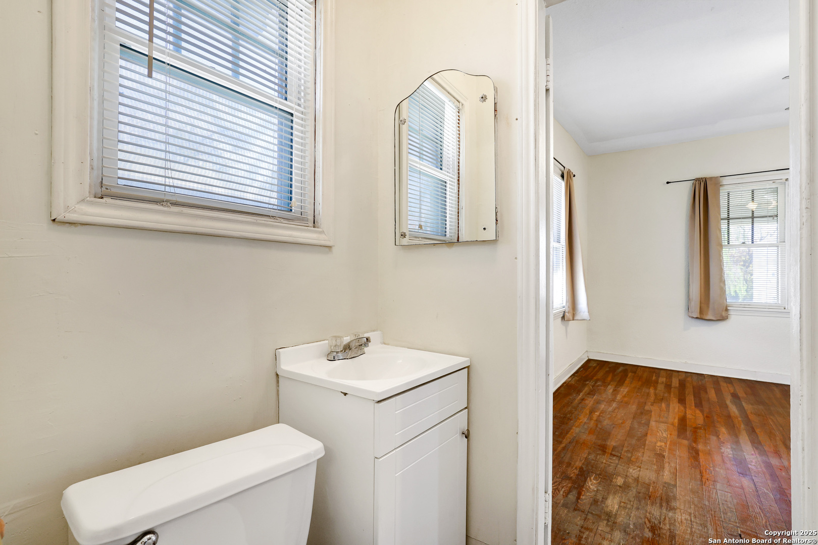 255 Natalen Avenue San Antonio TX 78209