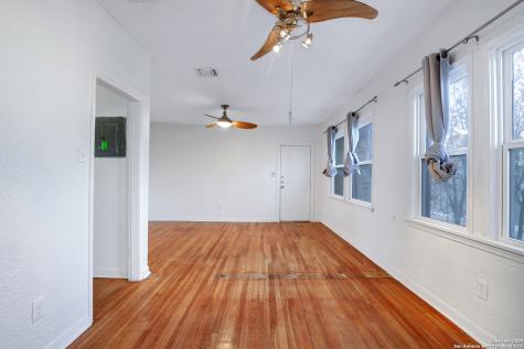 255 Natalen Avenue San Antonio TX 78209