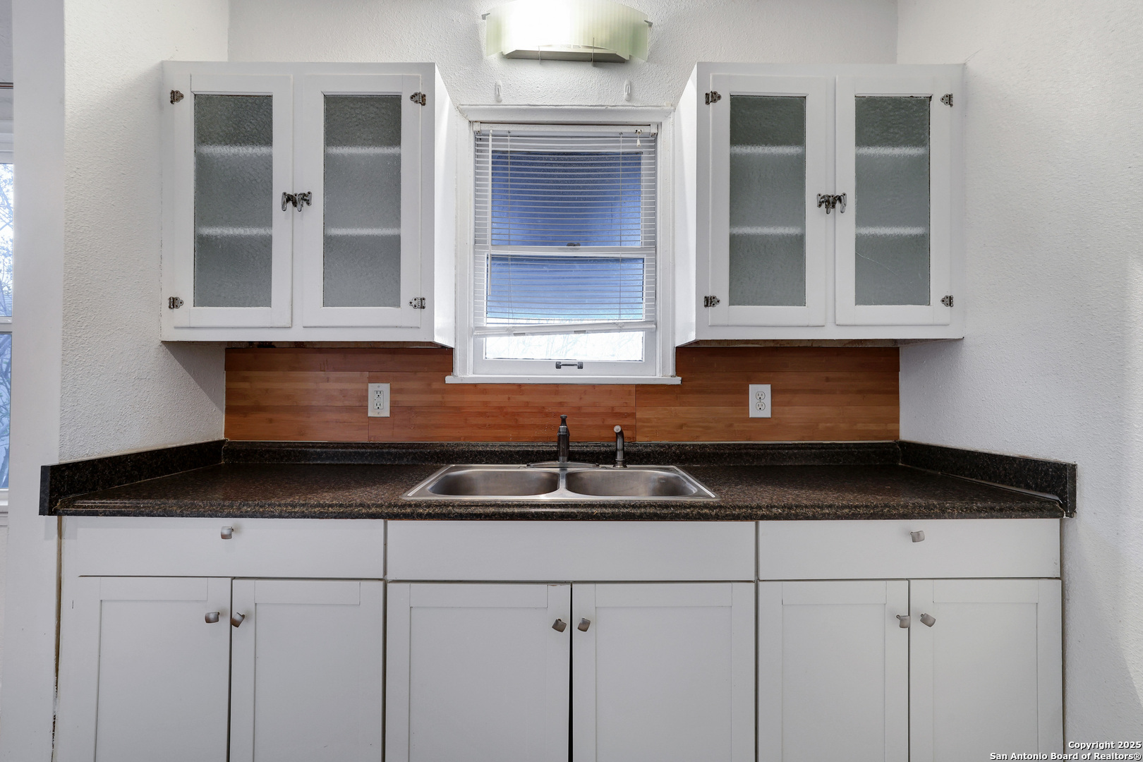 255 Natalen Avenue San Antonio TX 78209