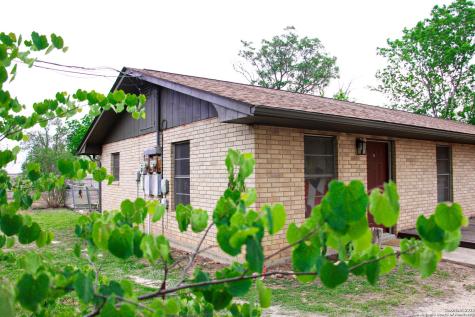 17 Fm 473 Comfort TX 78013
