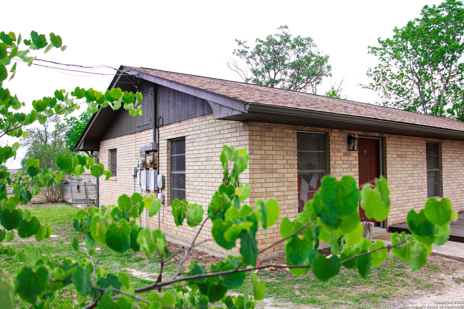 17 Fm 473 Comfort TX 78013