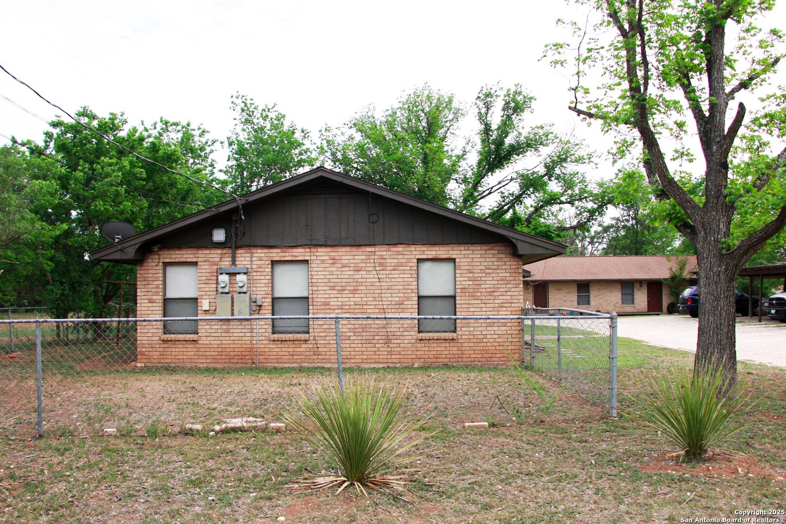 17 Fm 473 Comfort TX 78013