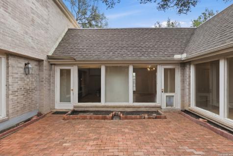 484 E Olmos Drive Olmos Park TX 78212