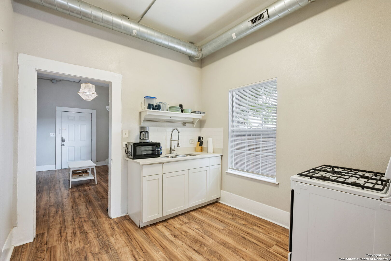 215 Blanco San Antonio TX 78212