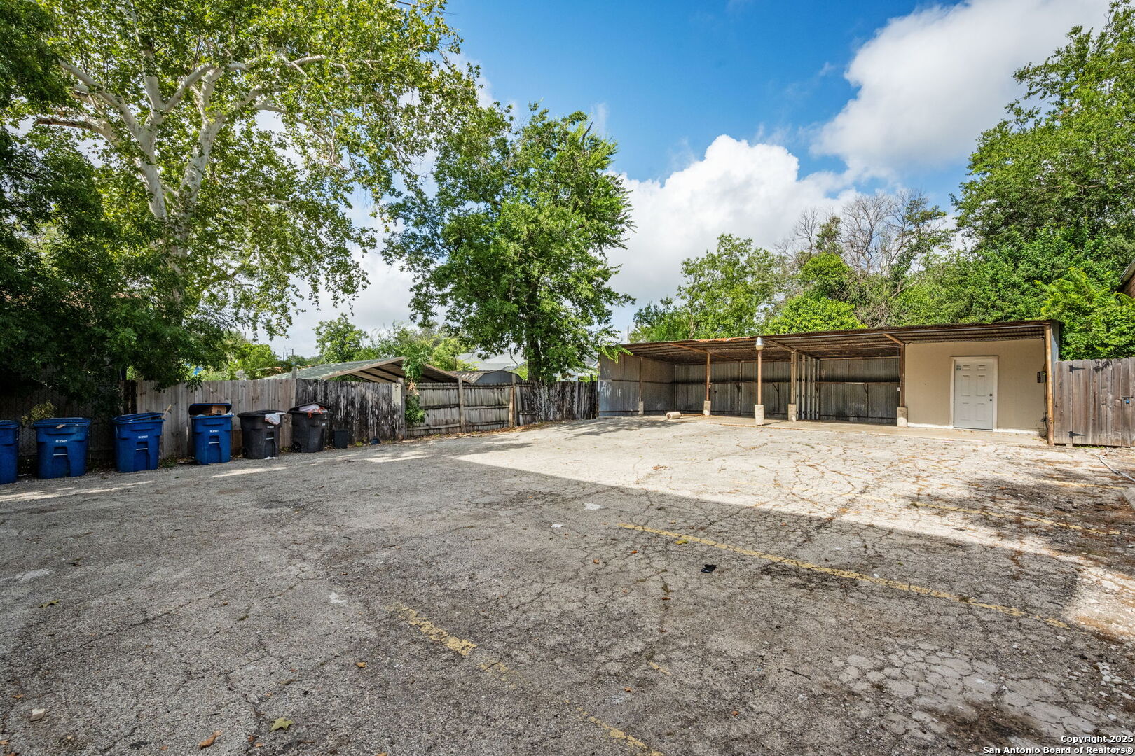 215 Blanco San Antonio TX 78212
