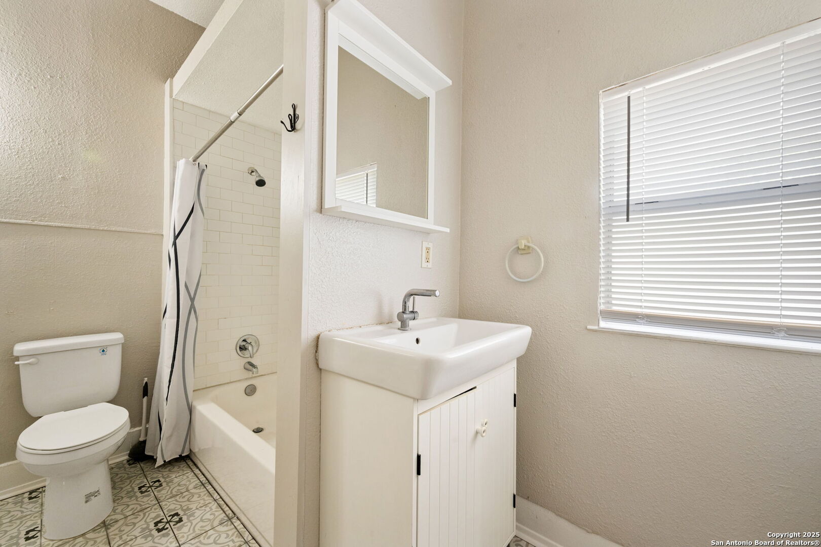 215 Blanco San Antonio TX 78212