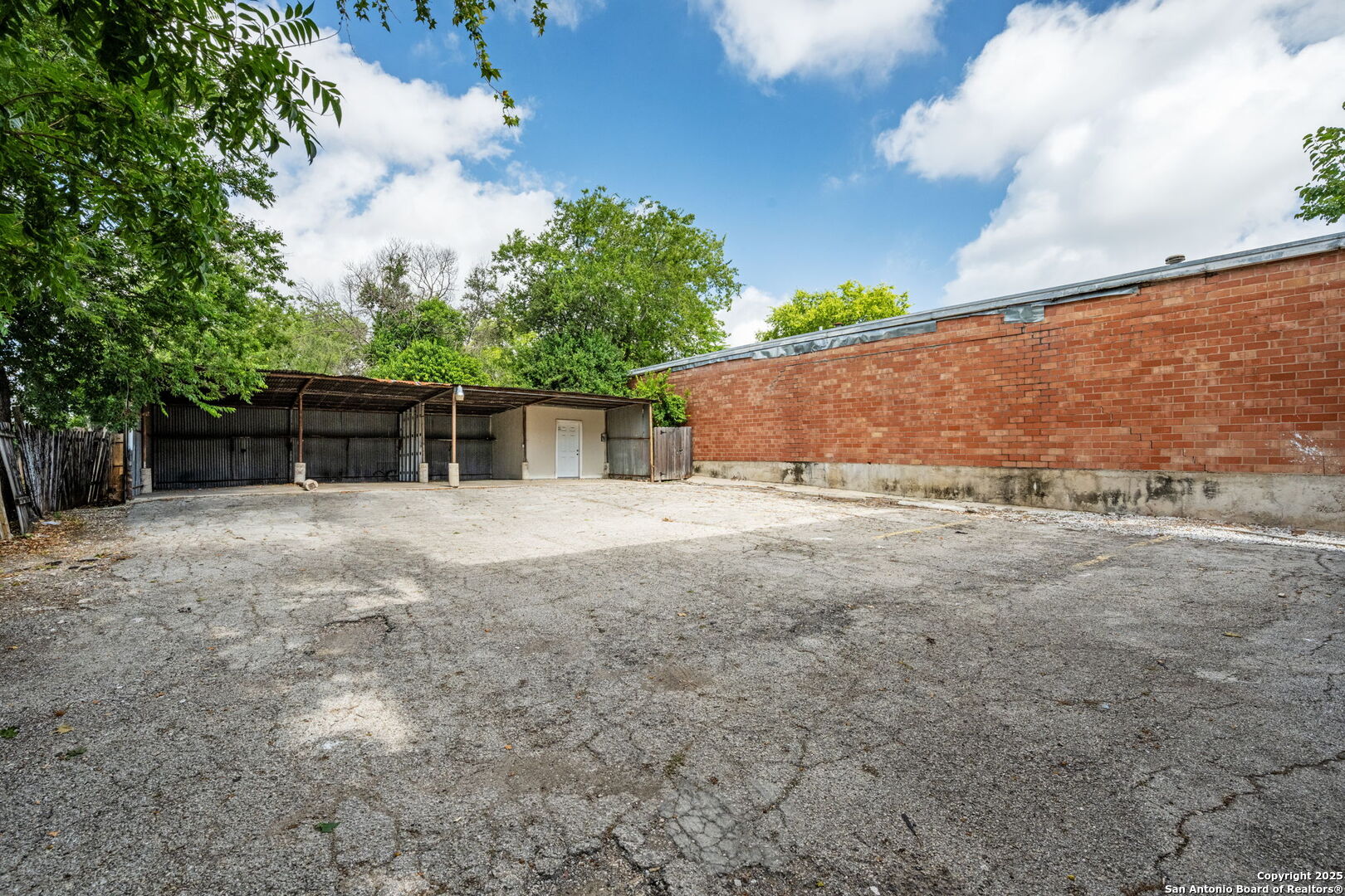 215 Blanco San Antonio TX 78212