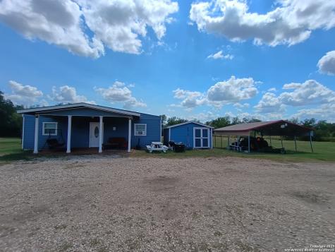 1401 Dezarae 14 San Antonio TX 78253