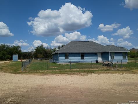 1401 Dezarae 14 San Antonio TX 78253