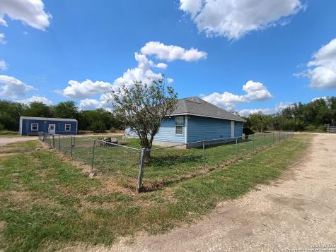 1401 Dezarae 14 San Antonio TX 78253