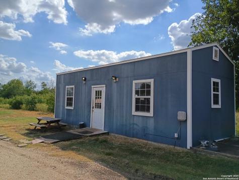 1401 Dezarae 14 San Antonio TX 78253