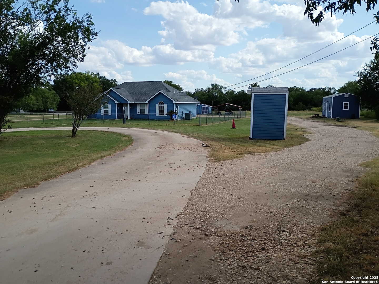 1401 Dezarae 14 San Antonio TX 78253