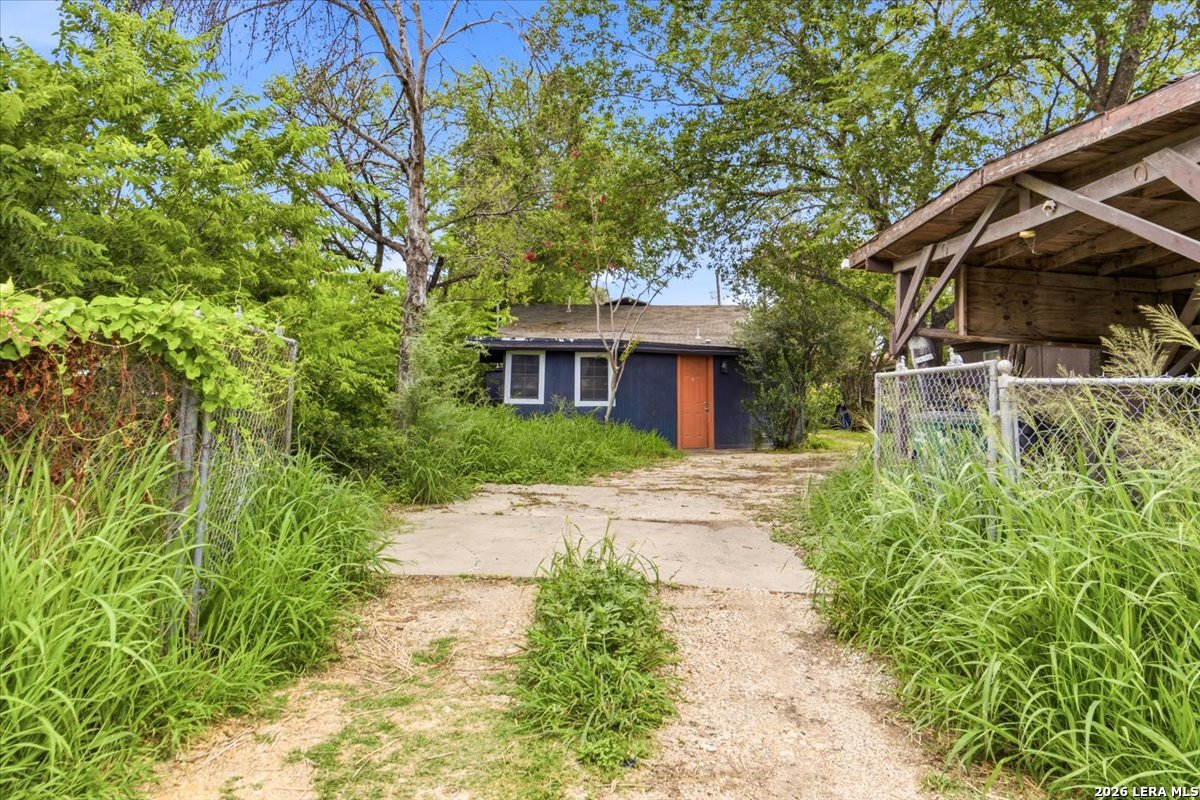 1920 Leal San Antonio TX 78207