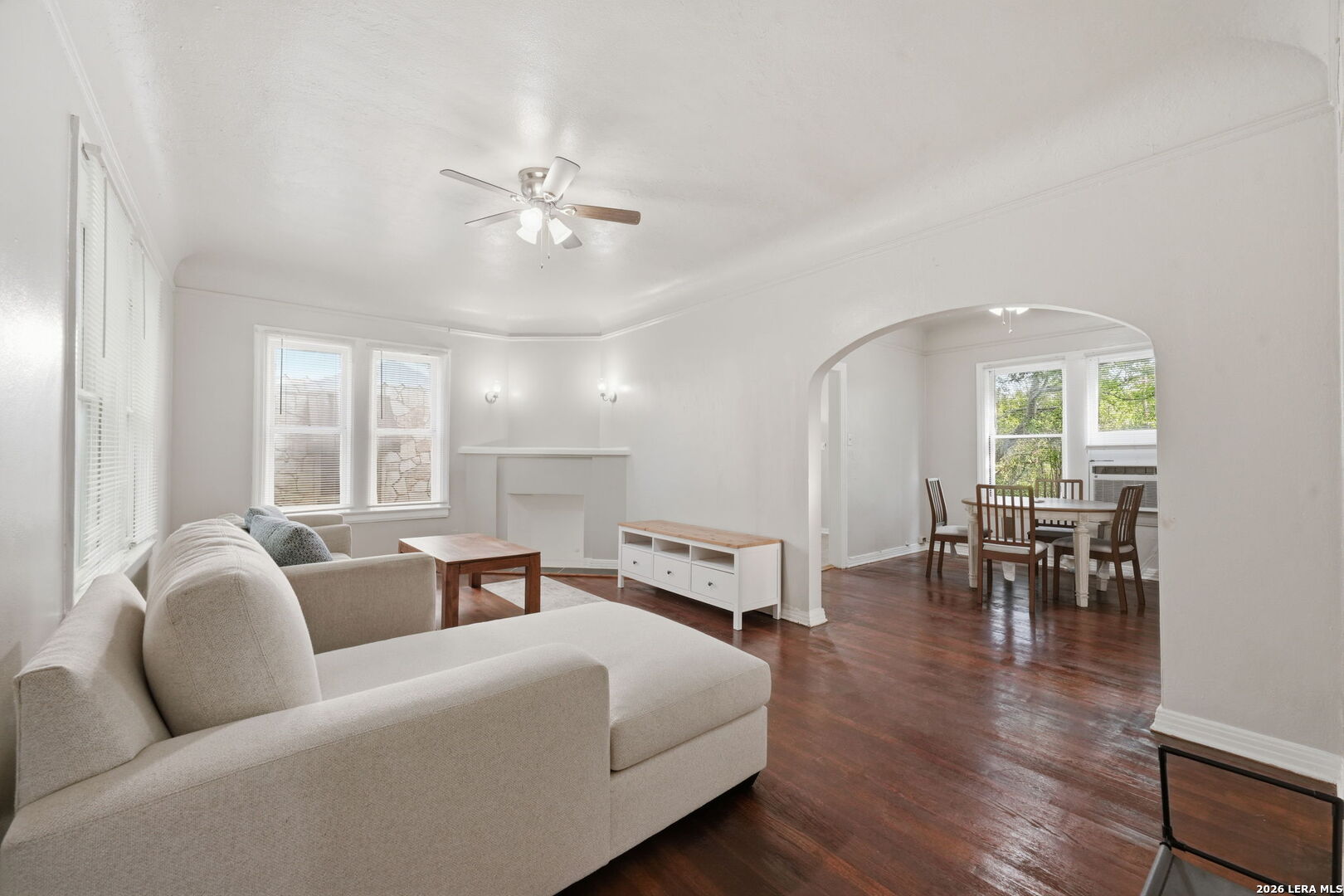 309 E Lullwood Avenue San Antonio TX 78212
