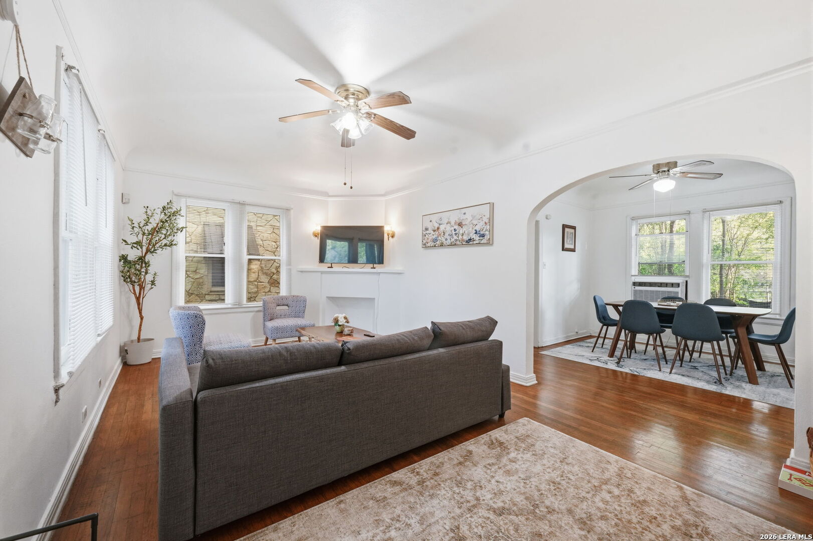 309 E Lullwood Avenue San Antonio TX 78212