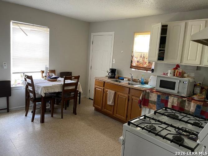 9027 Garnett Avenue San Antonio TX 78221