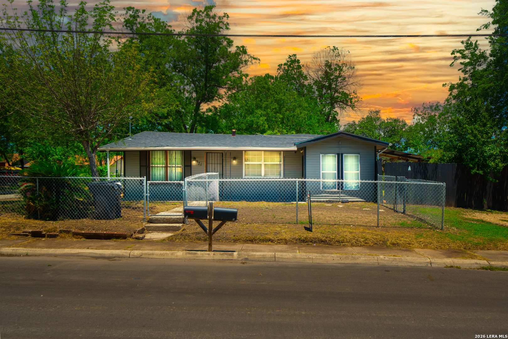 971 Chalmers Avenue San Antonio TX 78211