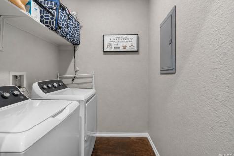1125/1127 Stanley Way Seguin TX 78155