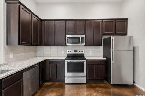 1125/1127 Stanley Way Seguin TX 78155