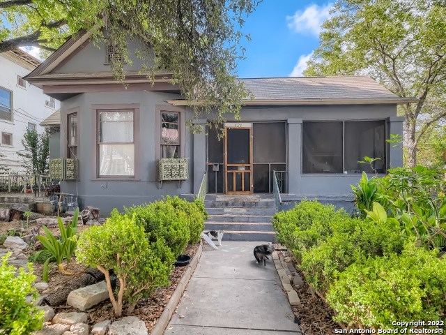 426 W Woodlawn Avenue San Antonio TX 78212